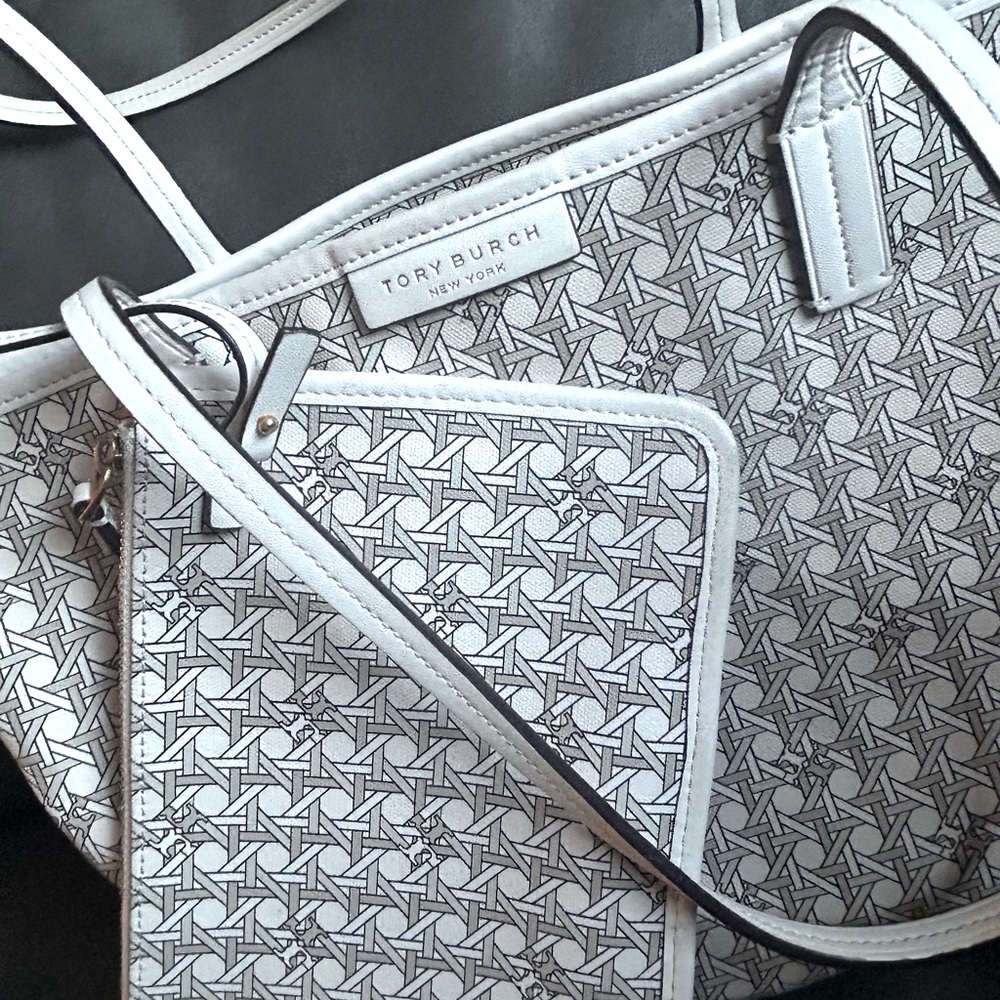Tory Burch Small Ever Ready Zip Tote